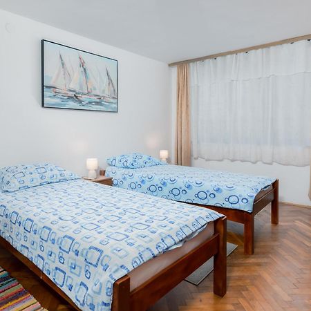 Apartmant Borna 슬루니 외부 사진