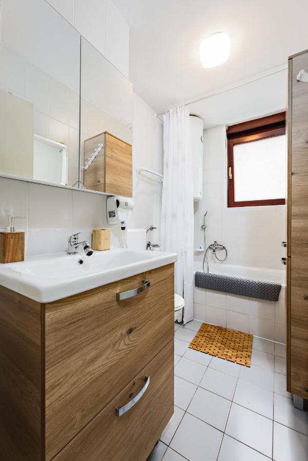 Apartmant Borna 슬루니 외부 사진