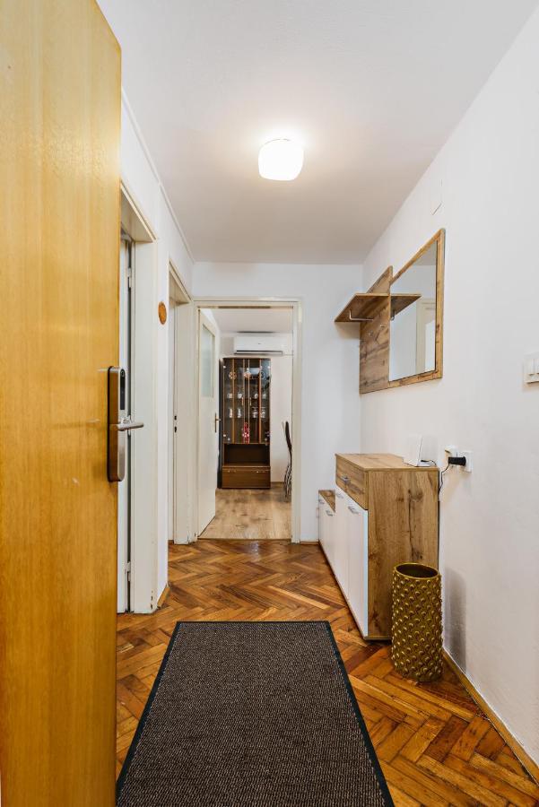 Apartmant Borna 슬루니 외부 사진