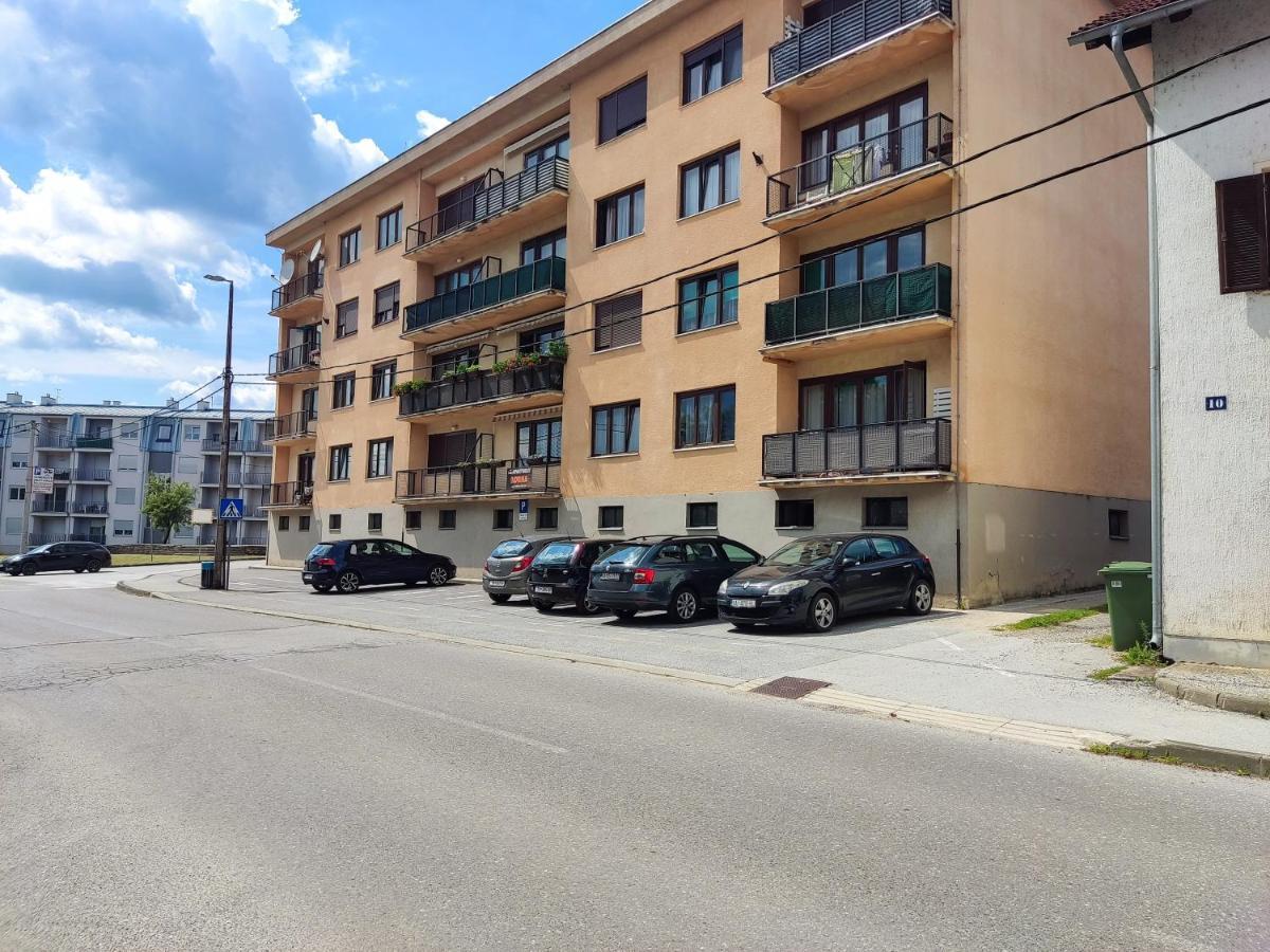 Apartmant Borna 슬루니 외부 사진