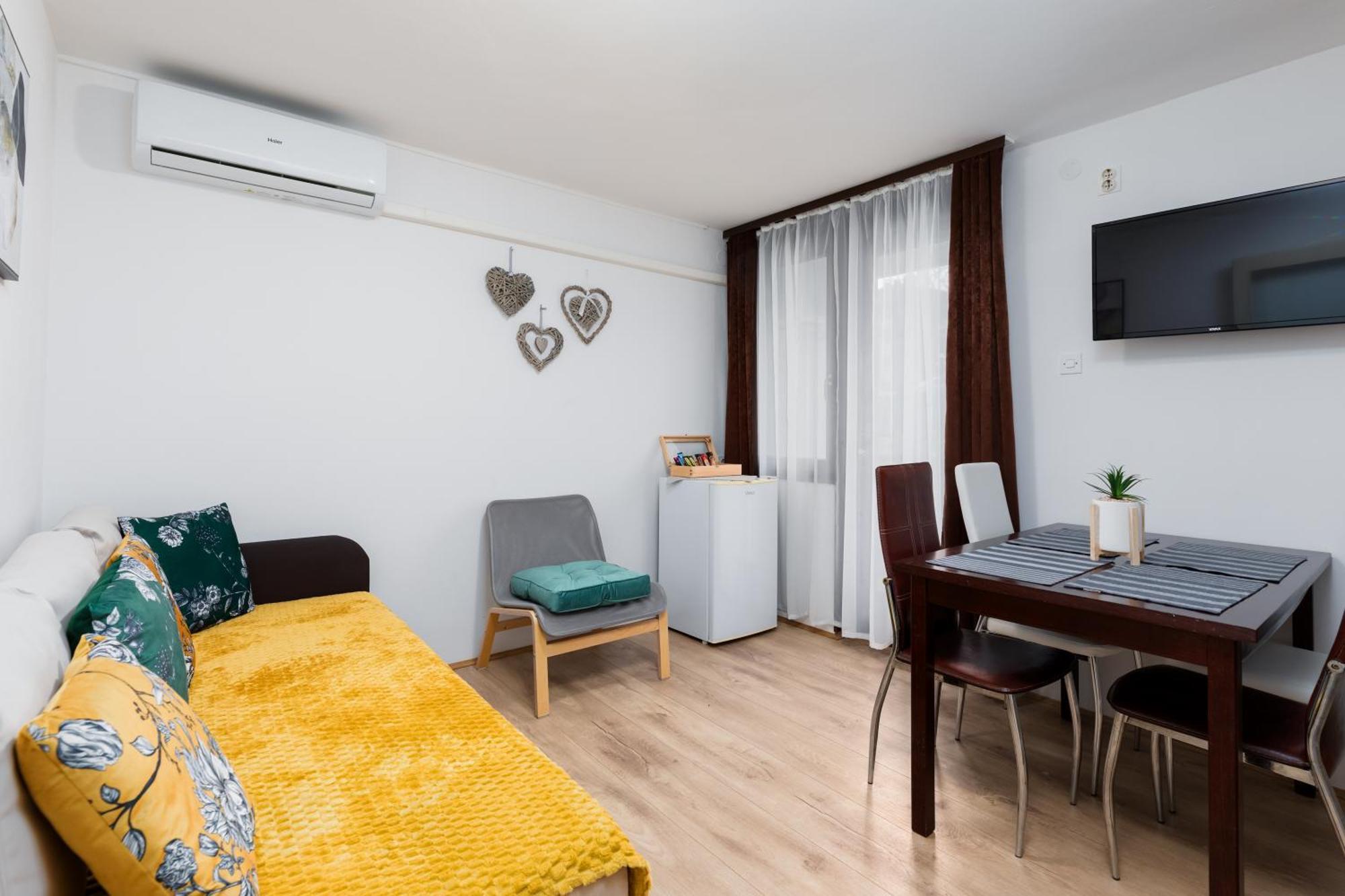 Apartmant Borna 슬루니 외부 사진