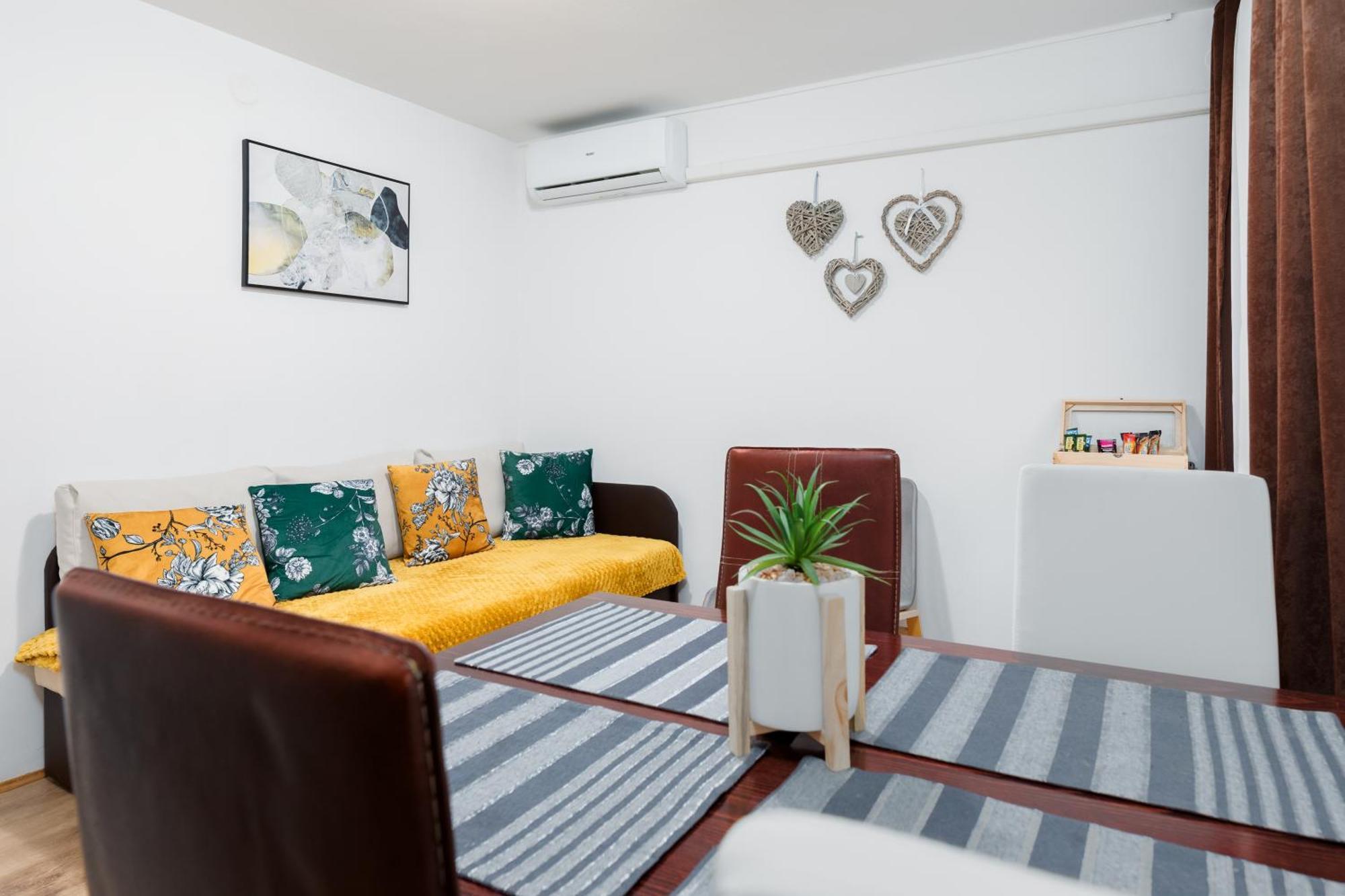 Apartmant Borna 슬루니 외부 사진