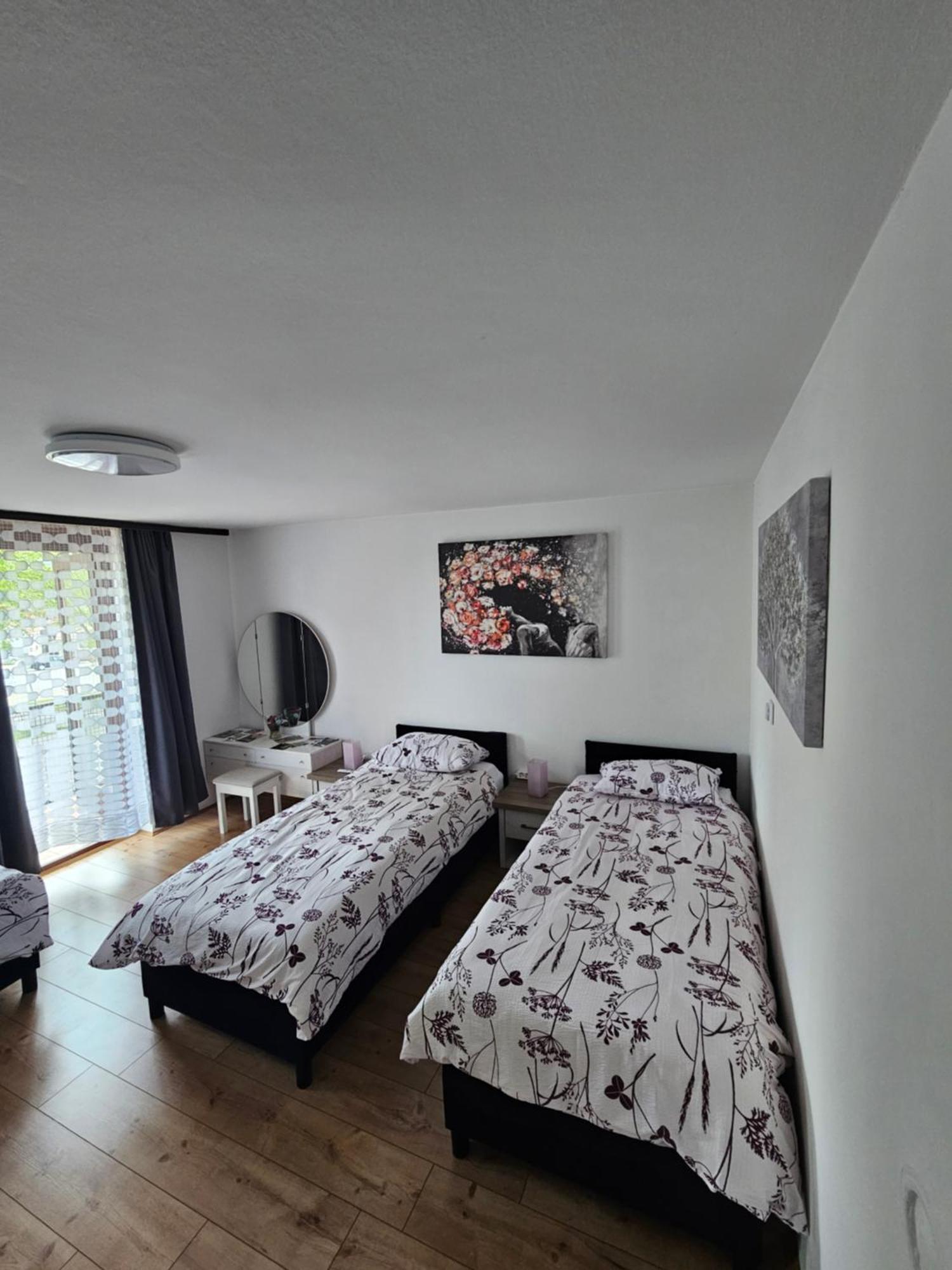 Apartmant Borna 슬루니 외부 사진